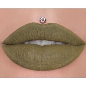 Jeffree Star Velour Liquid Lipstick in the Hot Pink box. Dead Presidents